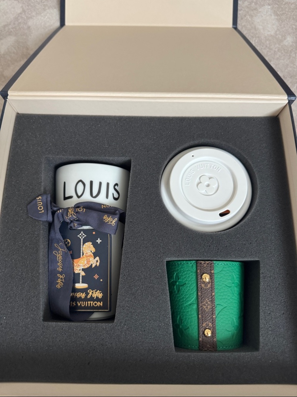 Louis Vuitton Green, White & Navy Travel Mug Gift Set